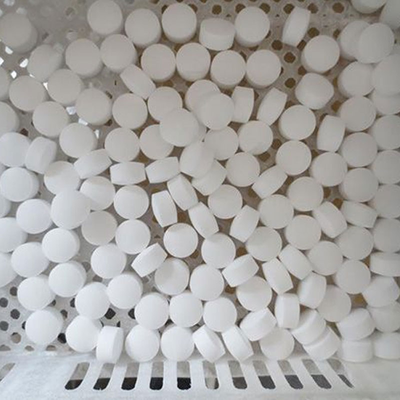 연화소금의 용도와 특성은 무엇입니까?